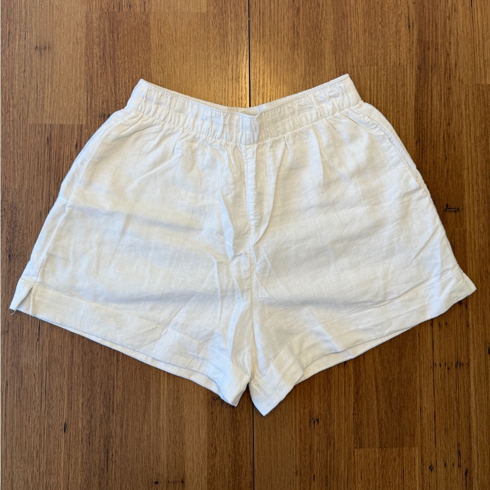 Abercrombie & Fitch White Linen High Waist Shorts